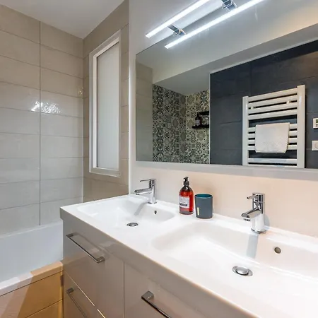 Apartment Bourdonnais - Proche De Lile De Nantes